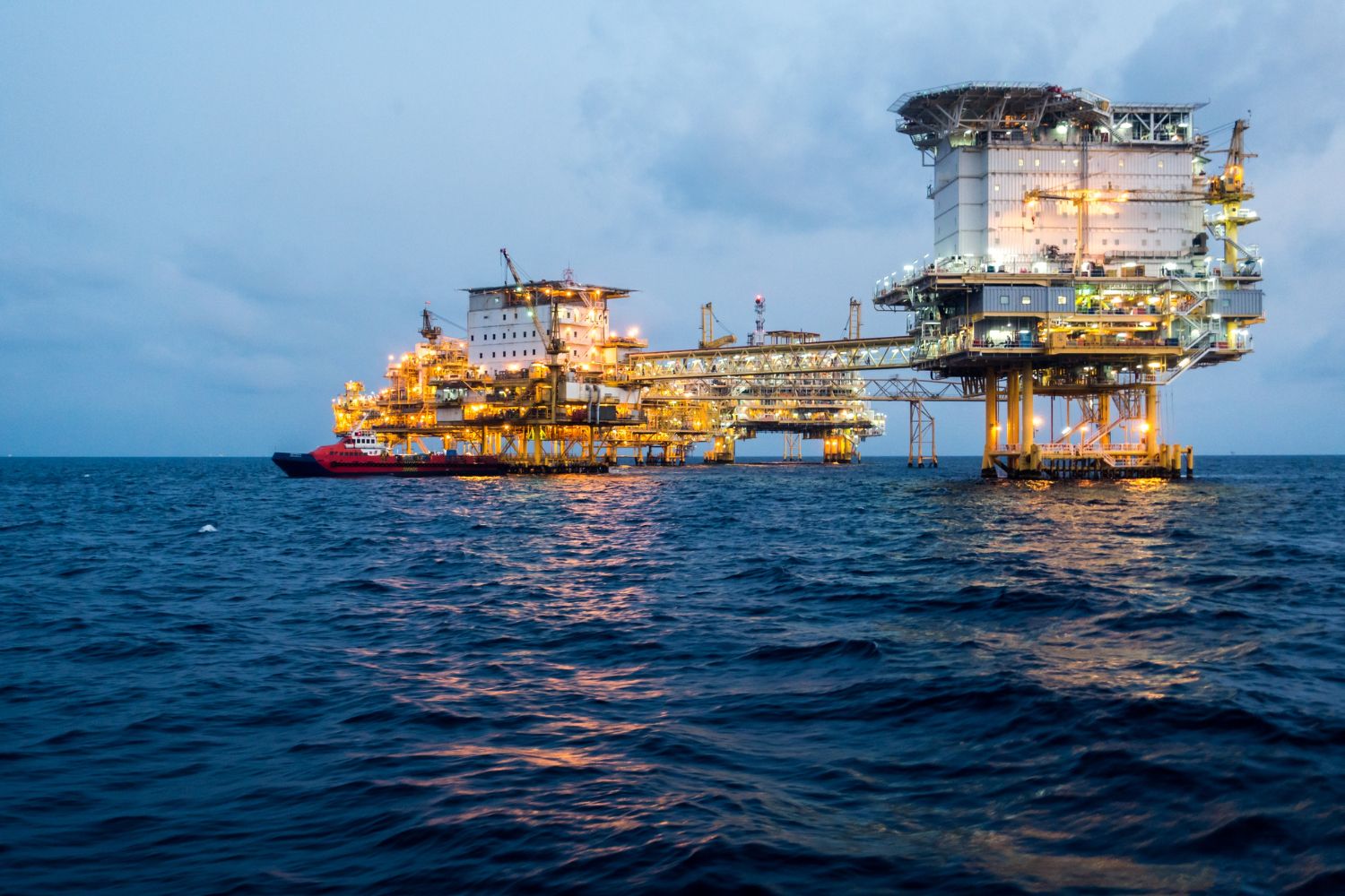 Oil rig with ships